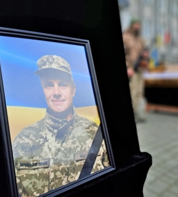 У Ковелі попрощалися із загиблим воїном Валерієм Степанюком 