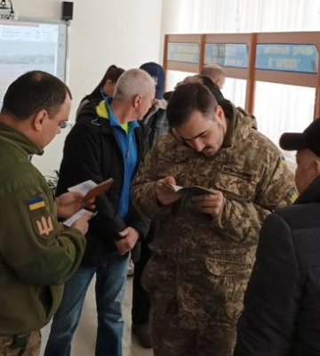 У Волинському ТЦК заявили, що жодних заборон на мобілізацію чоловіків старше 50 років немає