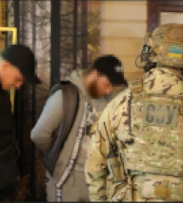СБУ та Нацполіція затримали банду рекетирів, які тероризували мешканців Черкас