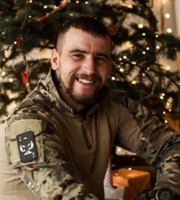 Автомобіль наїхав на міну: на Донеччині загинув 23-річний волинянин Микола Давидюк