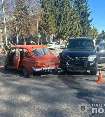 На Вінниччині внаслідок двох ДТП постраждали водій та маленький пішохід, - поліція