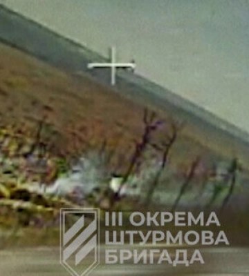 Бійці З-ї ОШБр дронами зупинили 2 танки та МТЛБ окупантів на Харківщині. ВIДЕО