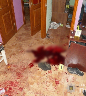 У багатоповерхівці в Сумах стався вибух: один чоловік помер, ще один — травмований