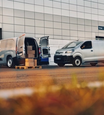 Комфортні, амбітні: знайомимося з новою лінійкою Toyota Proаce