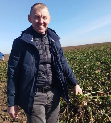 Київський слідчий, який міг привласнити 70 тисяч доларів, переховувався на Волині
