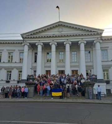 Хвилину мовчання у Полтаві будуть супроводжувати гучномовці по всьому місту