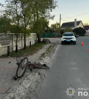 На Вінниччині внаслідок двох ДТП постраждали жінка та маленький велосипедист, - поліція