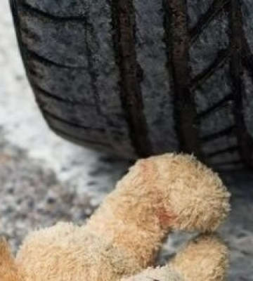 У Львові шпиталізували  10-річну дівчинку, яку збила автівка на вул. Пасічній