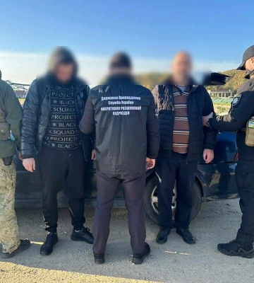 За кордон за 7 тисяч доларів: на Закарпатті затримали чоловіка, який погодився допомогти військовозобов’язаному дістатися до Угорщини