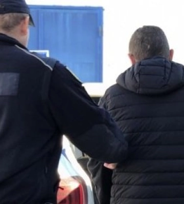 Відібрав сумку у пенсіонерки: на Одещині чоловік постане перед судом