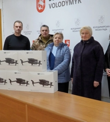 «Наших рідних уже не повернути»: родичі загиблих воїнів з Волині передали дрони для 14 ОМБр