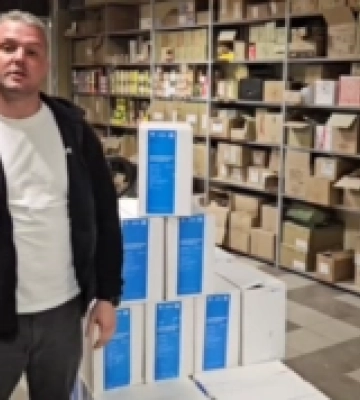 Росіяни привезли до Нової Каховки «допомогу» з окупованої території Донеччини
