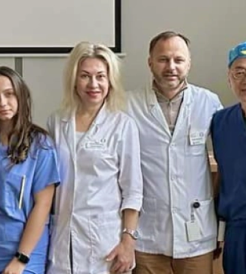 Американський хірург Девід Лоу провів у Львові 10 операцій дітям із вродженими вадами