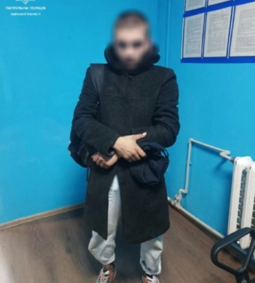 В Одесі затримали чоловіка, який обікрав бокс гуманітарної допомоги