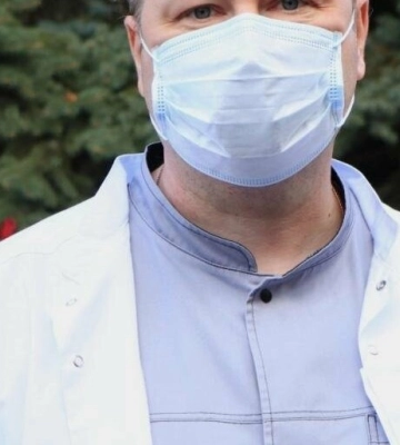 Внаслідок нічної атаки на Дніпро троє людей загинули, серед — них дитина. Ще 19 осіб поранені