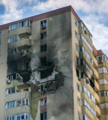 Влучання Shahed у багатоповерхівку в Києві: загинула 14-річна дитина, постраждали 6 мешканців