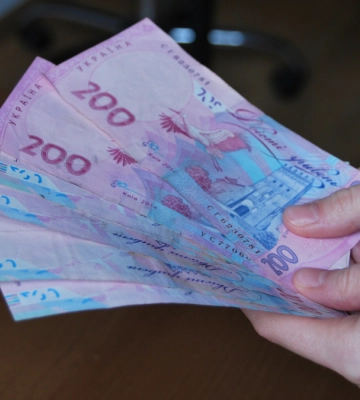 З 1 грудня франківці отримають по 1000 гривень від держави