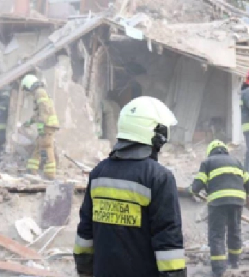 Обстрел жилого дома в Днепре: количество погибших возросло
