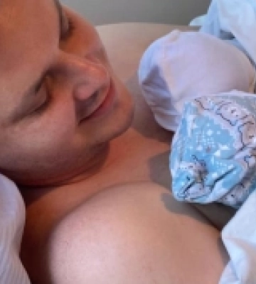 «Ось де мій джекпот!»: відомий співак із Волині Аркадій Войтюк став батьком двійнят