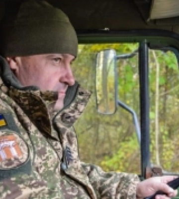 «Позаштатний начальник автомайстерні»: боєць Нацгвардії із Рівного розповів про службу водіїв на Покровському напрямку