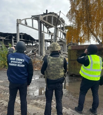 Тонни зерна знищив ворог, вдаривши С-300 по ангару в Малинівці на Харківщині