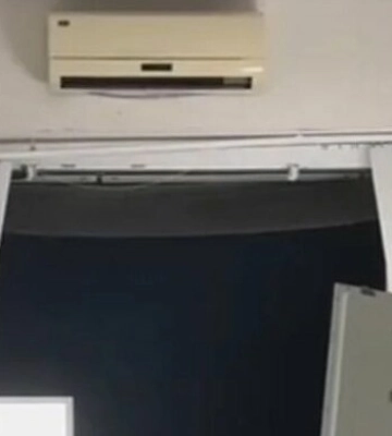 Нейрохірург проводив операцію під час «прильоту» у Дніпрі — відео з операційної