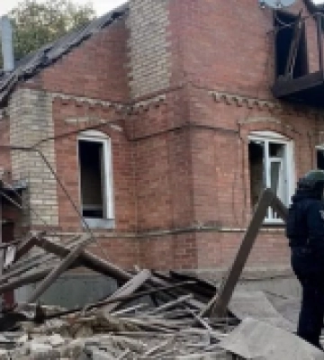Росіяни вбили двох жителів Донеччини, ще дев&#039;ять цивільних та четверо поліцейських зазнали поранень