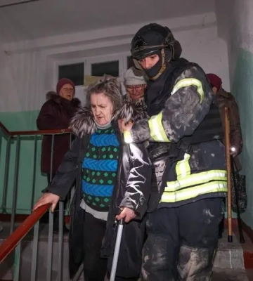 Оккупанты снова ударили по Харькову авиабомбами, есть пострадавшие