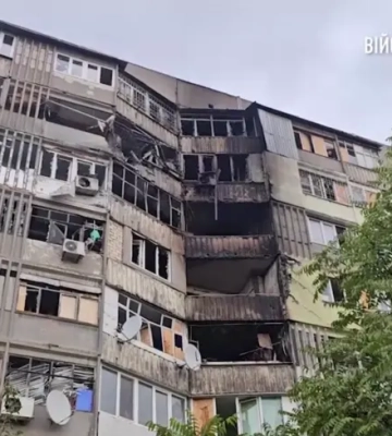 РФ вдарила по Херсону та ще 18 населених пунктах області. Є загиблі, а серед поранених – дитина