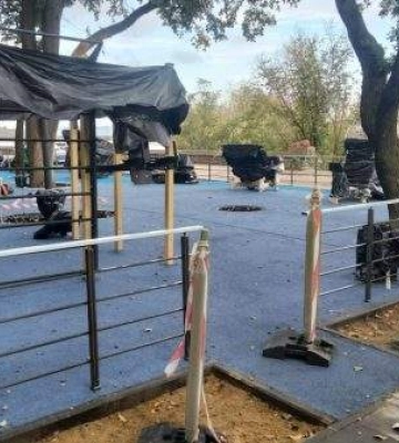 Для скандального спортмайданчика на набережній придбали плитку з переплатою
