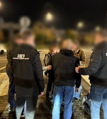 У Львові затримали 18-річного «бізнесмена», що переправляв чоловіків за кордон