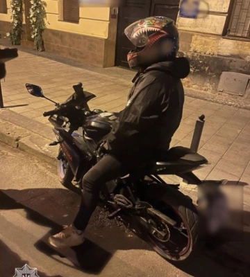 Львівські патрульні зупинили нетверезого мотоцикліста, позбавленого права керування