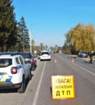 У лікарні помер чоловік, який постраждав у ДТП в Рівненському районі