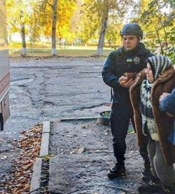 Миколаївські рятувальники допомагають евакуювати населення з Куп’янщини