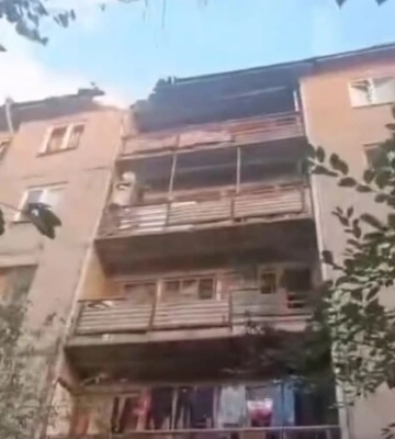 Росіяни обстріляли багатоповерхівки у Херсоні, є руйнування