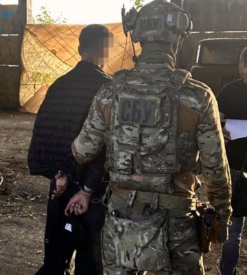 На Кіровоградщині викрито жителя Кропивницького, який за гроші зливав ворогу цінну інформацію