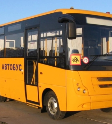 У Дніпрі рятують 11-річну дівчинку, яку біля школи збив автомобіль