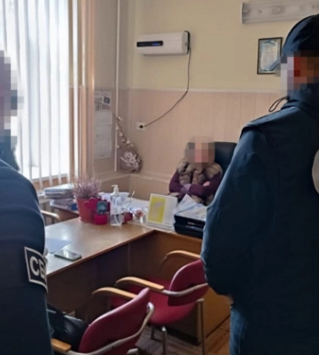 СБУ знайшла у керівниці Миколаївської обласної МСЕК 450 тисяч доларів та колекцію ювелірних виробів