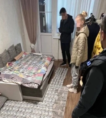 Обшуки у керівниці МСЕК на Миколаївщині: знайдено $450 тис. та російський паспорт сина