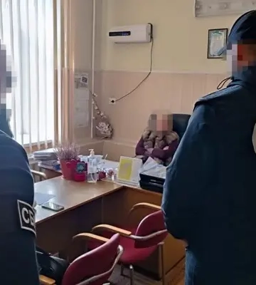 У голови Миколаївської МСЕК вилучили 450 тисяч доларів готівкою, а у її сина російський паспорт