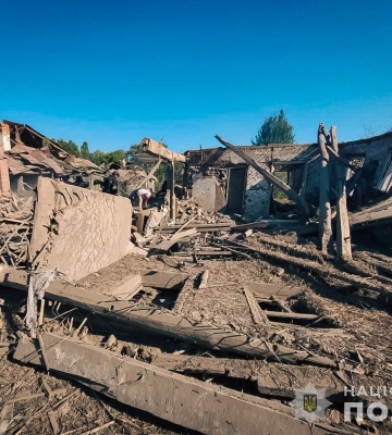 Російські війська продовжують вбивати мирне населення та руйнувати будинки жителів Сумщини