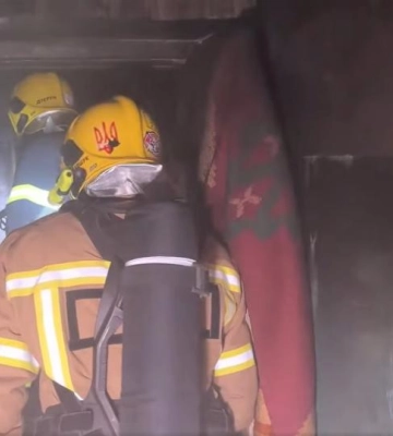 Під час пожежі у Рівному ледь не загинув чоловік (ВІДЕО)