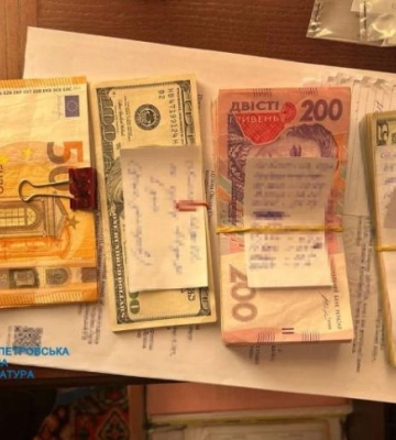 У Дніпрі злочинці шляхом насильства заволоділи квартирами соціально вразливих людей