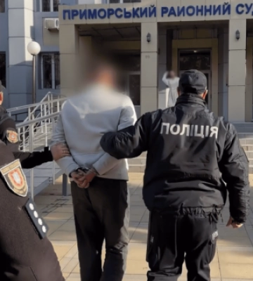 В Одесі затримали чоловіка, який за $12 тисяч обіцяв допомогти уникнути мобілізації