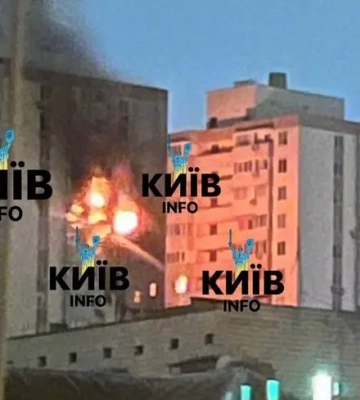 Пожежа на місці влучання та виклик медиків у Соломʼянський район - наслідки атаки дронів на Київ, котра все ще триває