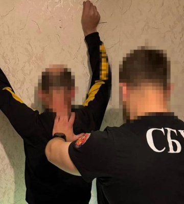 СБУ затримала агента російського гру, який допомагав рашистам бити по захисниках Вовчанська