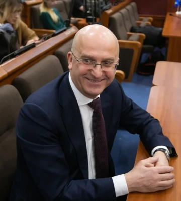 Помер чинний депутат ВРУ Олег Макаров