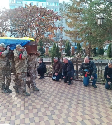 У Сумах попрощалися із двома захисниками