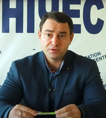 На Херсонщині до п'яти років ув'язнення засудили депутата Генічеської міськради за використання комуністичної символіки