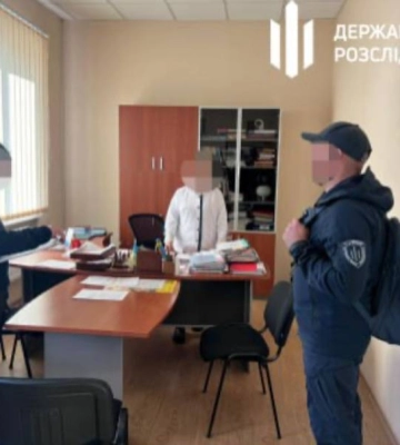 На Одещині група лікарів та чиновників МСЕК надавали «платні послуги» чоловікам, які намагались уникнути мобілізації